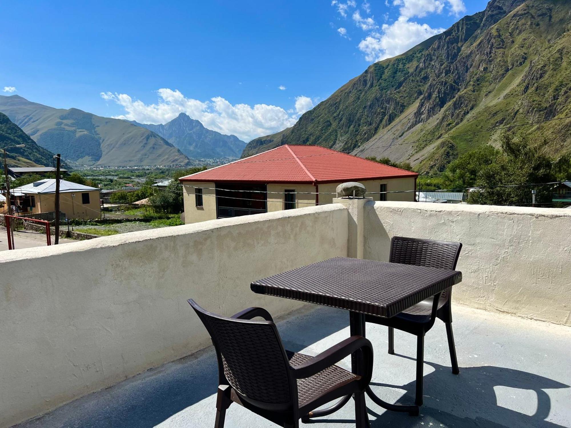Kazbegi Green Yard Ngoại thất bức ảnh