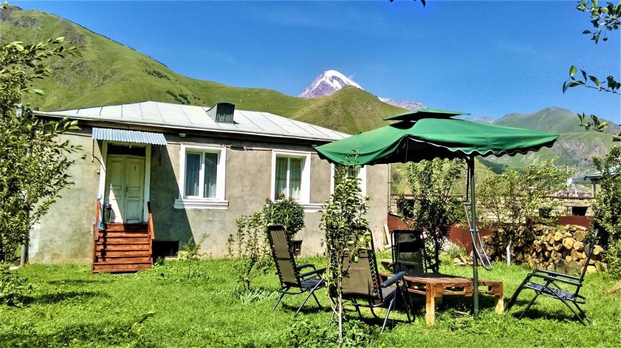 Kazbegi Green Yard Hotel Ngoại thất bức ảnh