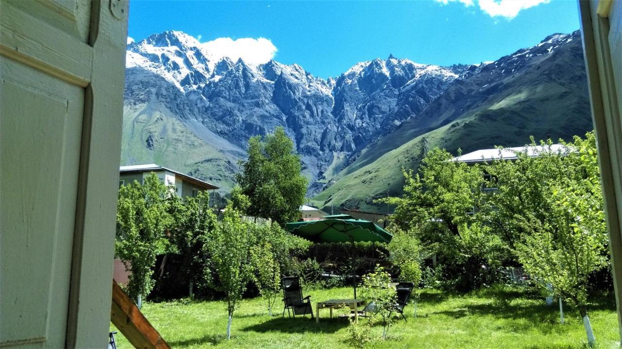 Kazbegi Green Yard Hotel Ngoại thất bức ảnh